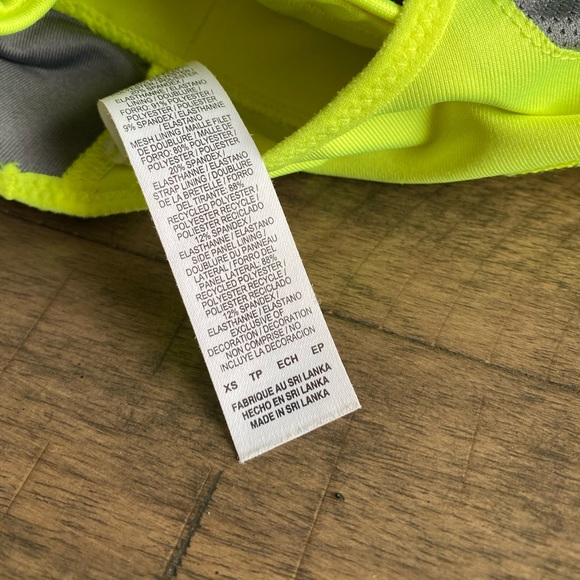 Neon yellow Nike pro bra/Excellent condition - Picture 5 of 5